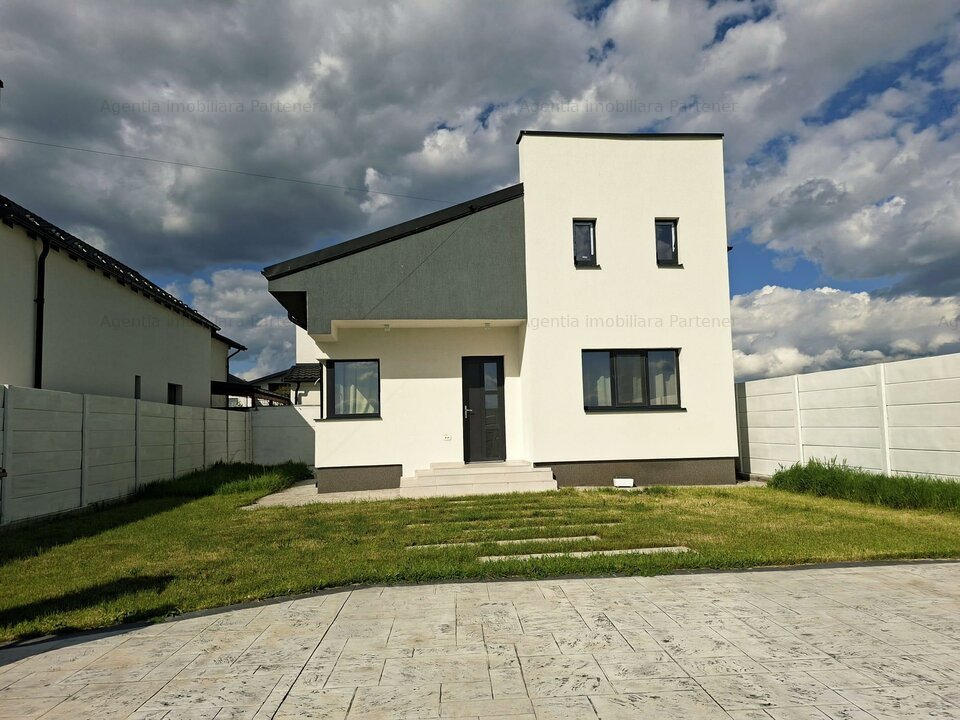 Casa / vilă Platou Craiovei, mobilată/utilata , finisaje moderne