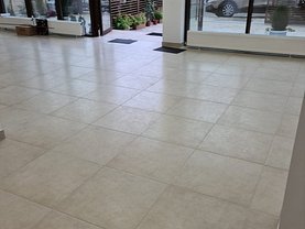 Închiriere birou