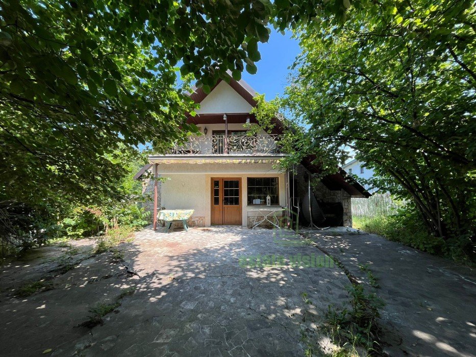 Vila cu teren 975 m2 centru Snagov
