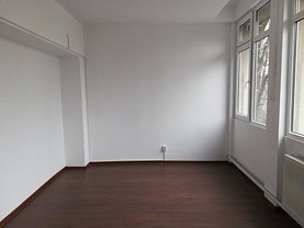 Închiriere spaţiu comercial