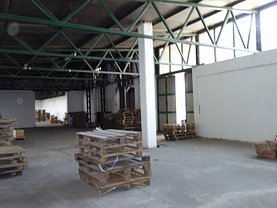 Închiriere spaţiu industrial