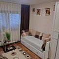 Apartament de vânzare 2 camere, în Bucureşti, zona Mărgeanului