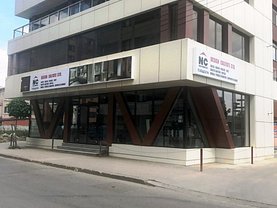 Vânzare spaţiu comercial