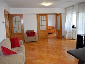 Apartament de vânzare 3 camere, în Bucuresti, zona Unirii