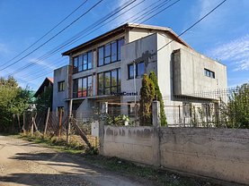 Casa de vânzare 10 camere, în Otopeni, zona Central