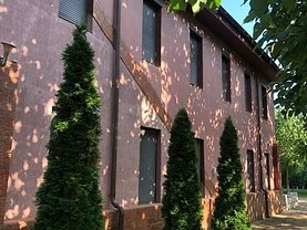 Casa de închiriat 13 camere, în Otopeni, zona Central
