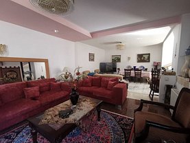 Casa de închiriat 7 camere, în Otopeni, zona Central