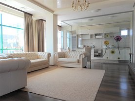 Apartament de închiriat 4 camere, în Constanţa, zona Ultracentral