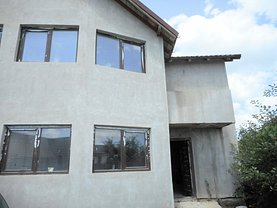 Casa de vânzare 4 camere, în Lumina