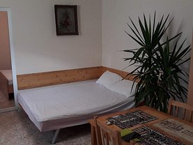 Casa de vânzare 5 camere, în Constanţa, zona Delfinariu