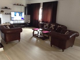 Casa de vânzare 8 camere, în Corbeanca
