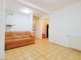 Vânzare spaţiu comercial