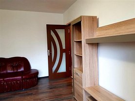 Apartament de închiriat 3 camere, în Bacau, zona Bistrita Lac
