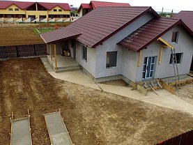 Casa de vânzare 3 camere, în Bacau, zona Exterior Nord