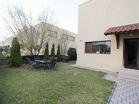 Casa de vânzare 4 camere, în 1 Decembrie