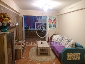 Apartament de închiriat 3 camere, în Floreşti