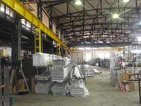 Vânzare spaţiu industrial