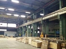 Închiriere spaţiu industrial