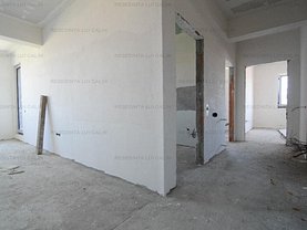 Apartament de vânzare 3 camere, în Bucureşti, zona Militari