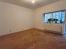 Apartament de vânzare 5 camere, în Bucureşti, zona Cişmigiu
