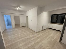Apartament de vânzare 3 camere, în Bucuresti, zona Sisesti