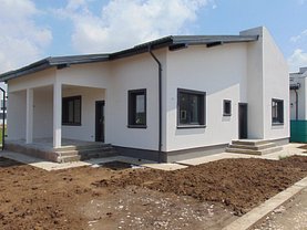 Casa de vânzare 4 camere, în Gulia