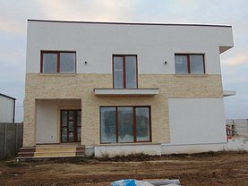 Casa de vânzare 4 camere, în Săbăreni