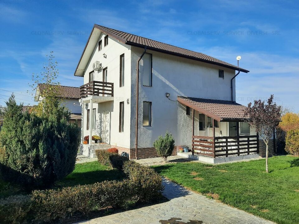 FARA COMISION in Bacu aproape asfalt casa gata mobilata cu 4 camere P+1+pod 560m