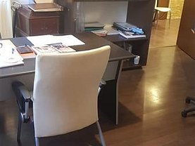 Apartament de închiriat 2 camere, în Bucureşti, zona Central