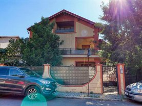 Casa de vânzare 9 camere, în Bucureşti, zona Bucureştii Noi