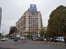 Vânzare spaţiu comercial