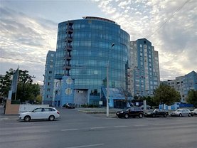 Vânzare spaţiu comercial