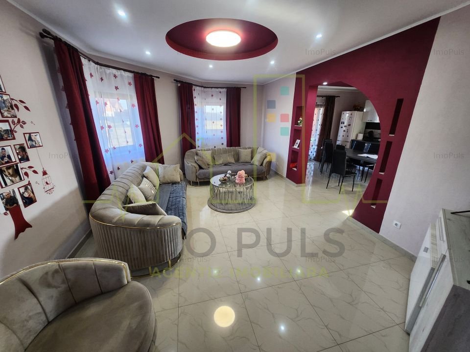 Casa individuala. Becicherec. Se poate achizitiona inca 500 mp teren.