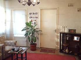Apartament de vânzare 3 camere, în Bucuresti, zona Titan