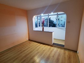 Apartament de vânzare 2 camere, în Iaşi, zona Podu Roş