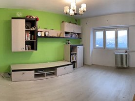 Apartament de vânzare 3 camere, în Iaşi, zona Dacia
