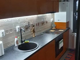 Apartament de închiriat 2 camere, în Iaşi, zona Cug