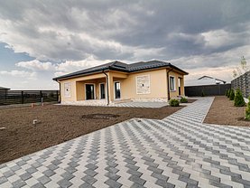Casa de vânzare 4 camere, în Crevedia
