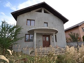Casa de vânzare 4 camere, în Pantelimon