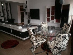 Apartament de vânzare 3 camere, în Bucuresti, zona Pipera
