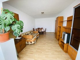 Apartament de închiriat 3 camere, în Braşov, zona Răcădău