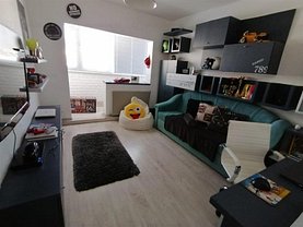 Apartament de vânzare 3 camere, în Cluj-Napoca, zona Grigorescu