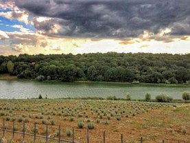 Teren constructii de vânzare, în Botoşani, zona Sud-Est