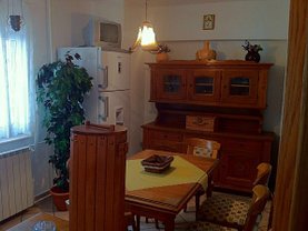 Apartament de închiriat 3 camere, în Constanta, zona Trocadero