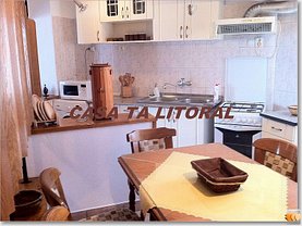 Apartament de închiriat 3 camere, în Constanţa, zona Trocadero