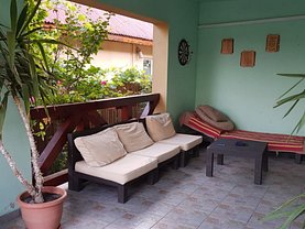 Casa de vânzare 4 camere, în Valu lui Traian