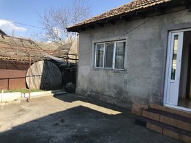 Casa de vânzare 2 camere, în Ovidiu, zona Central