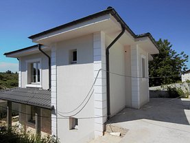 Casa de vânzare 3 camere, în Iasi, zona Visani
