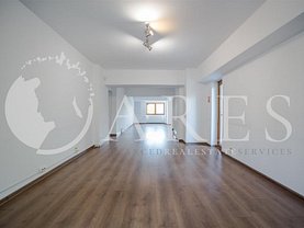 Apartament de închiriat 4 camere, în Bucureşti, zona Unirii