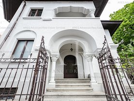 Vânzare spaţiu comercial